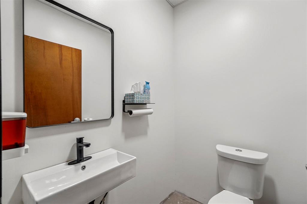 12446 State Highway 205 Property Photo 14