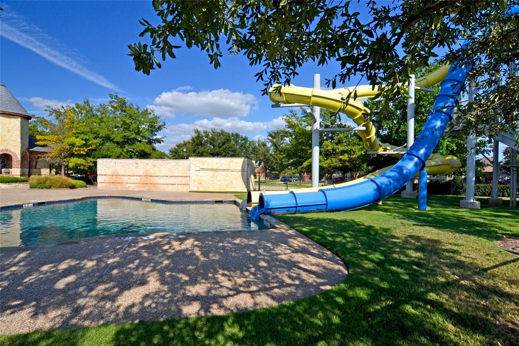 9602 Pinehurst Drive Property Photo 32