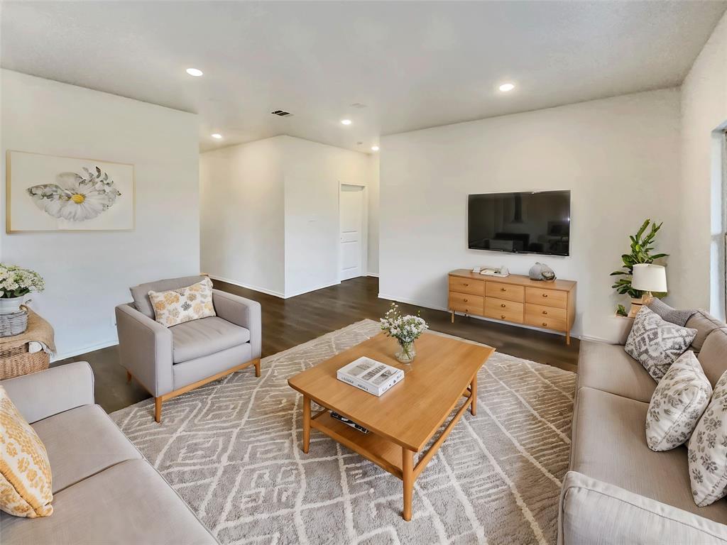 1319 Lowhill Drive Property Photo 2