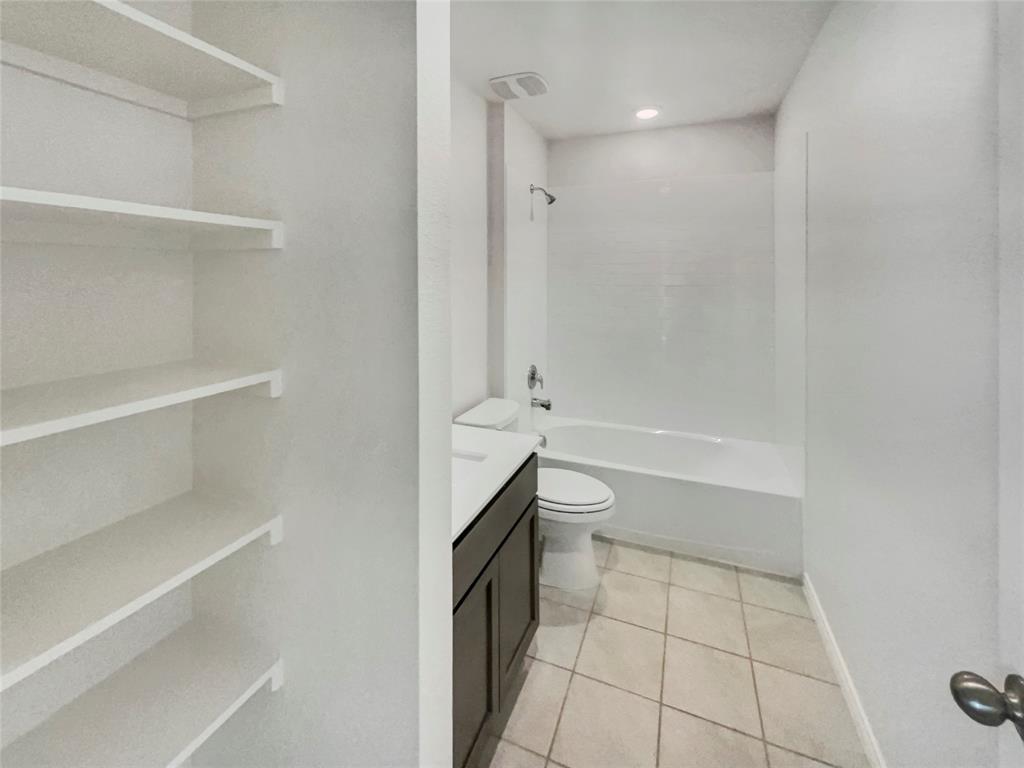 1319 Lowhill Drive Property Photo 17