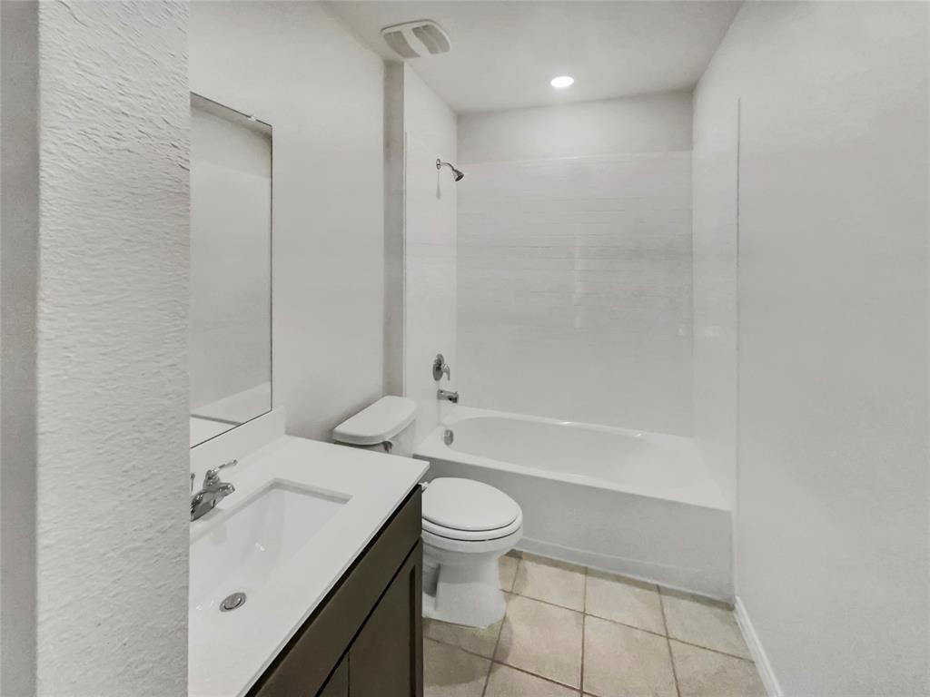 1319 Lowhill Drive Property Photo 18