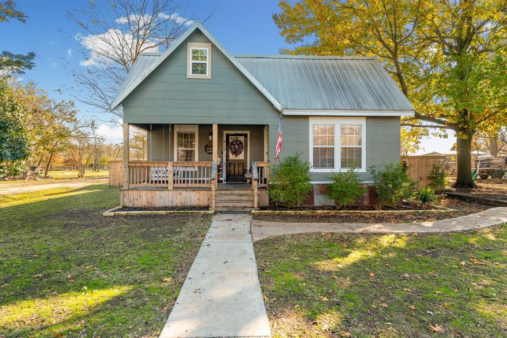 410 Paris Street Property Photo