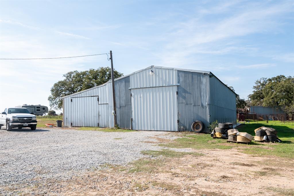 1177 County Road 1750 Property Photo 13