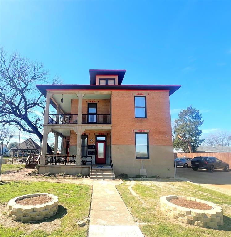 2503 Roosevelt Avenue Property Photo
