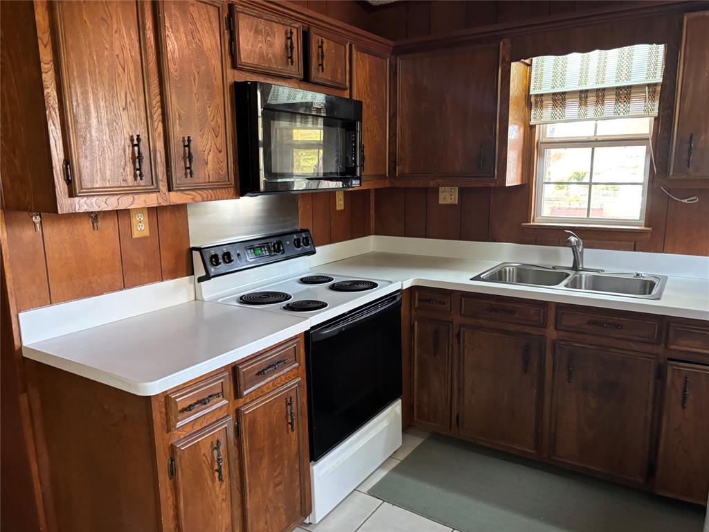 105 Still Harbor Circle Property Photo 10