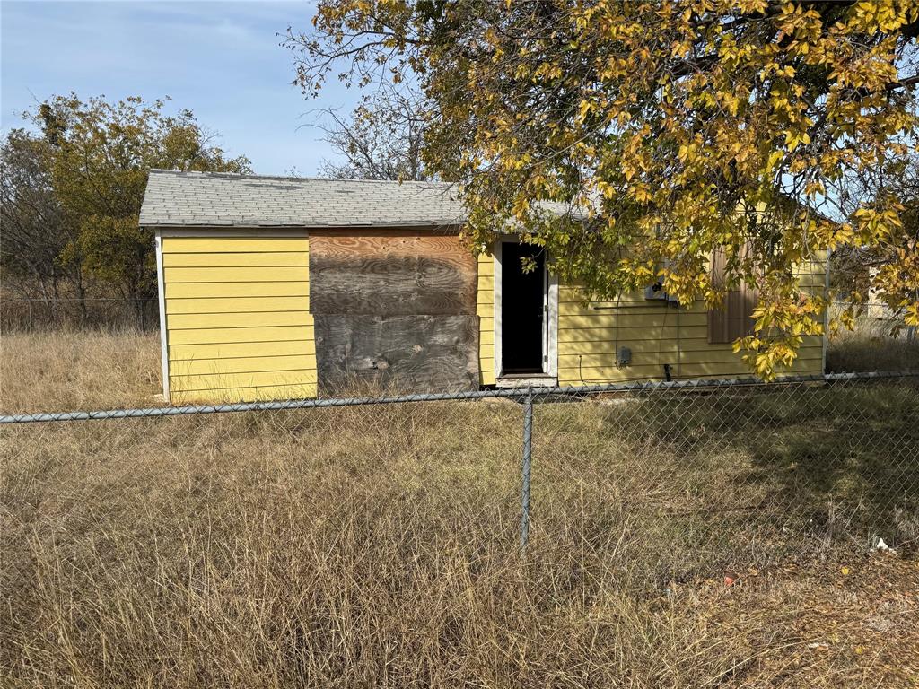 207 Stone Street Property Photo 10