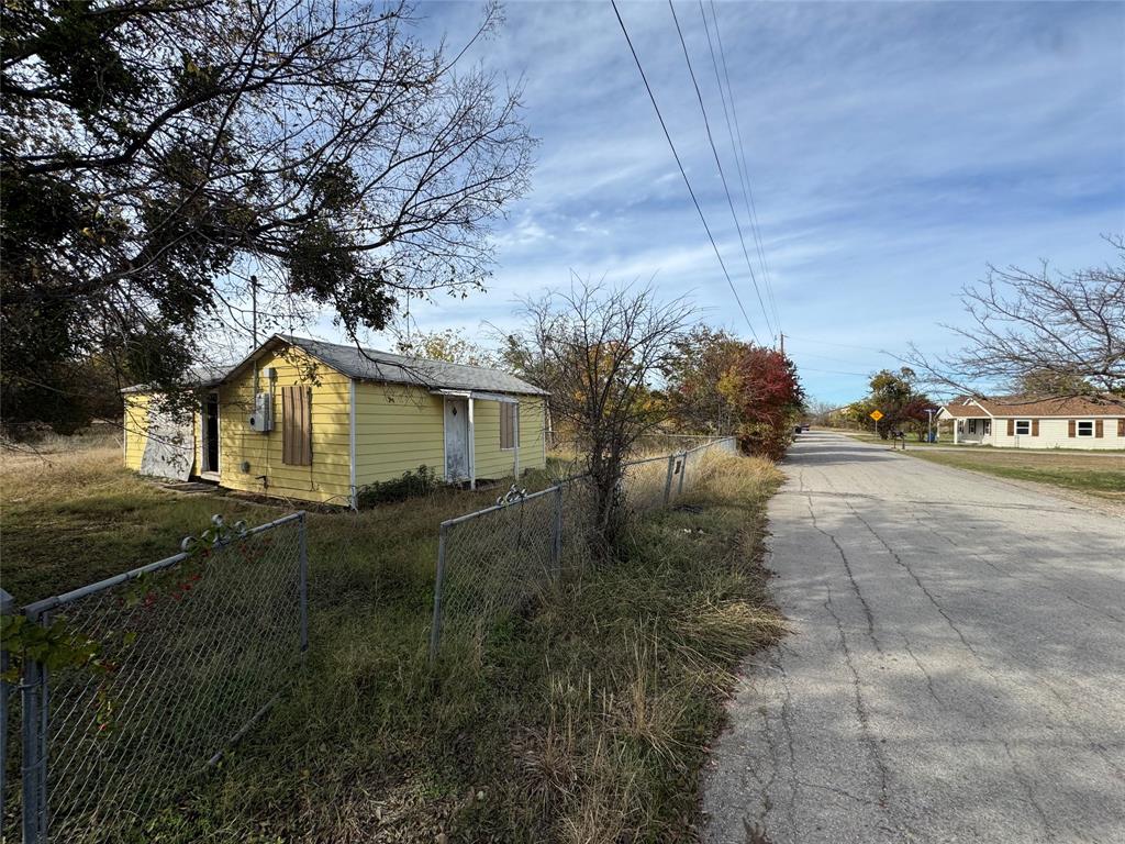 207 Stone Street Property Photo 13