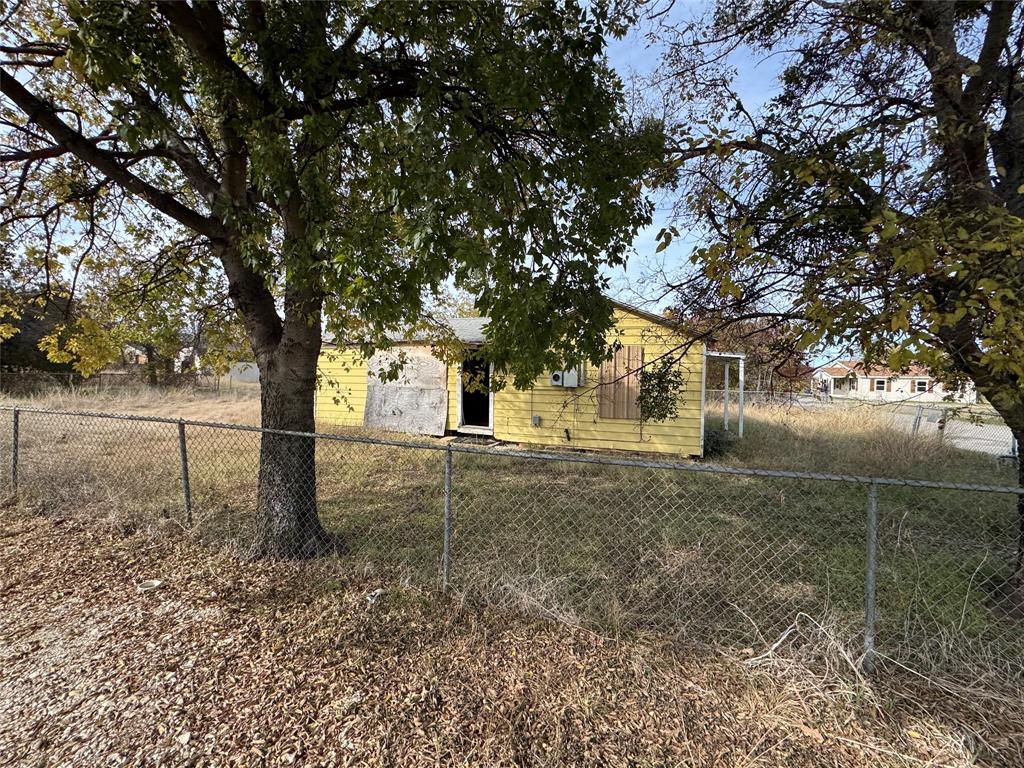 207 Stone Street Property Photo 14