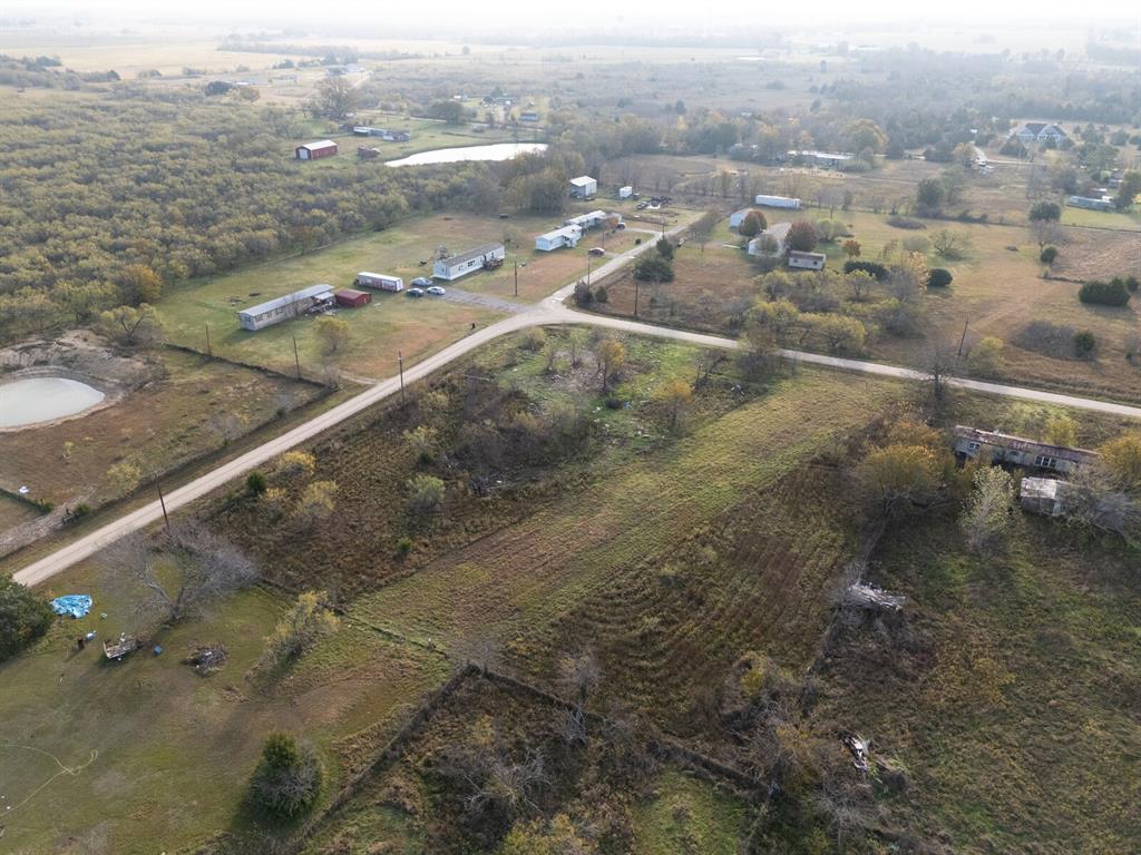 213 County Road 3072 Property Photo 4