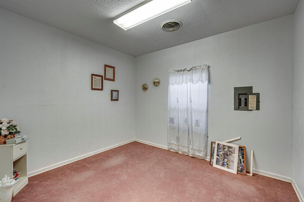 501 S Lide Avenue Property Photo 7
