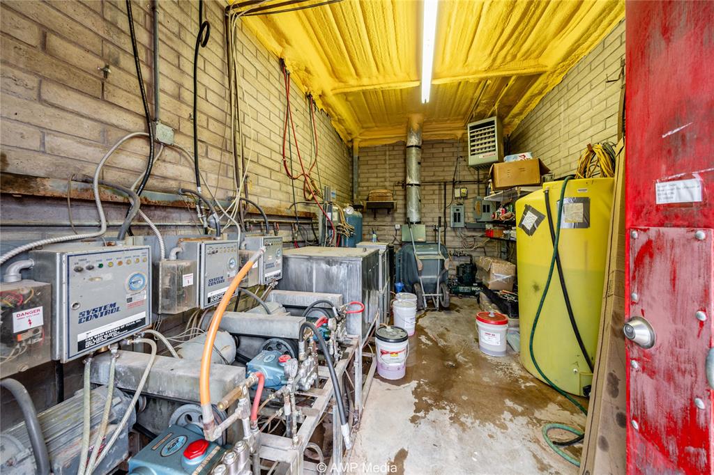 1432 17th Street Property Photo 3
