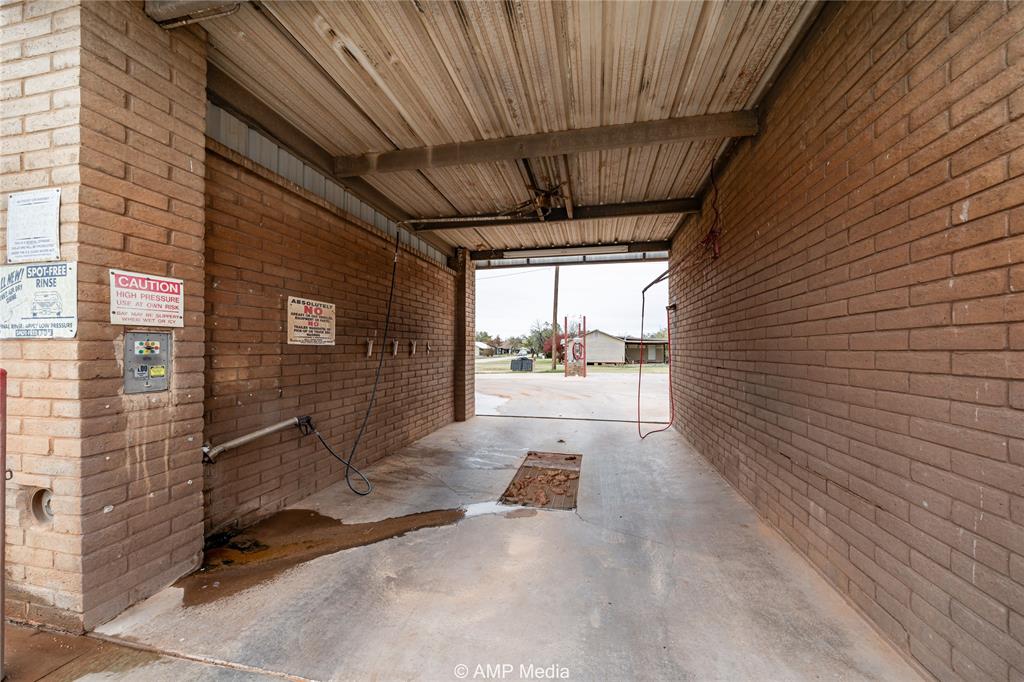 1432 17th Street Property Photo 9