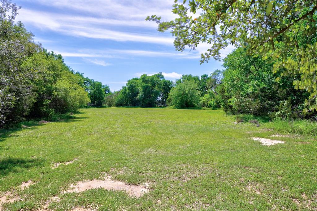 1175 Thornton Property Photo 4