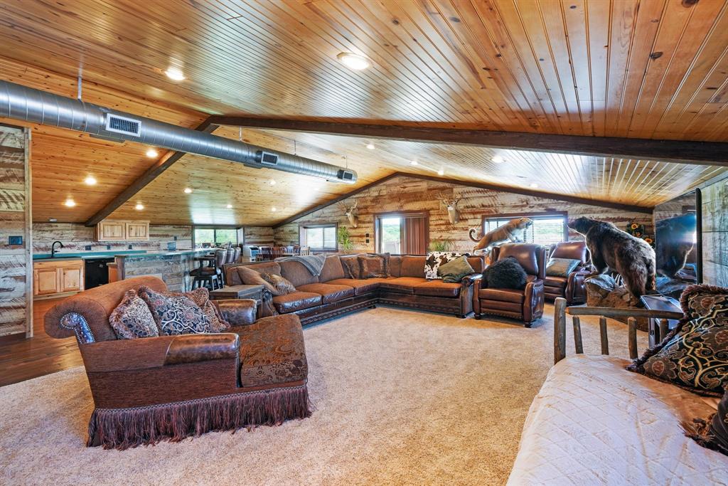 1175 Thornton Property Photo 35