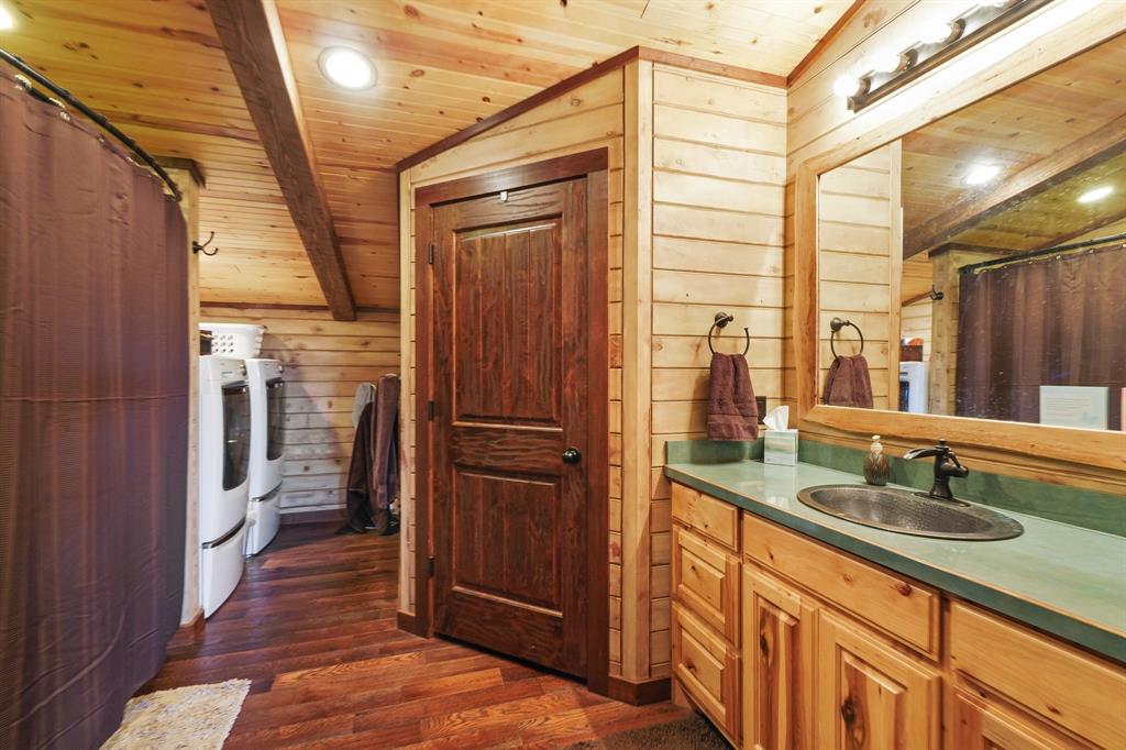 1175 Thornton Property Photo 38