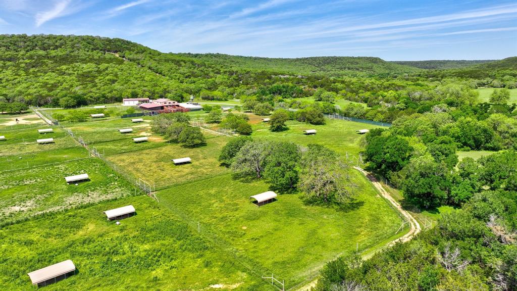 1175 Thornton Lane Property Photo 3