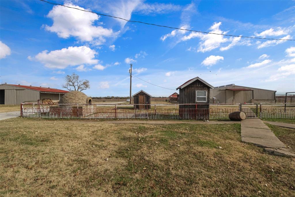 7168 Ensign Road Property Photo 11