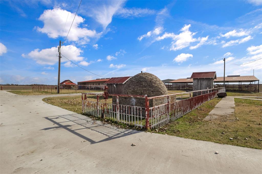 7168 Ensign Road Property Photo 22