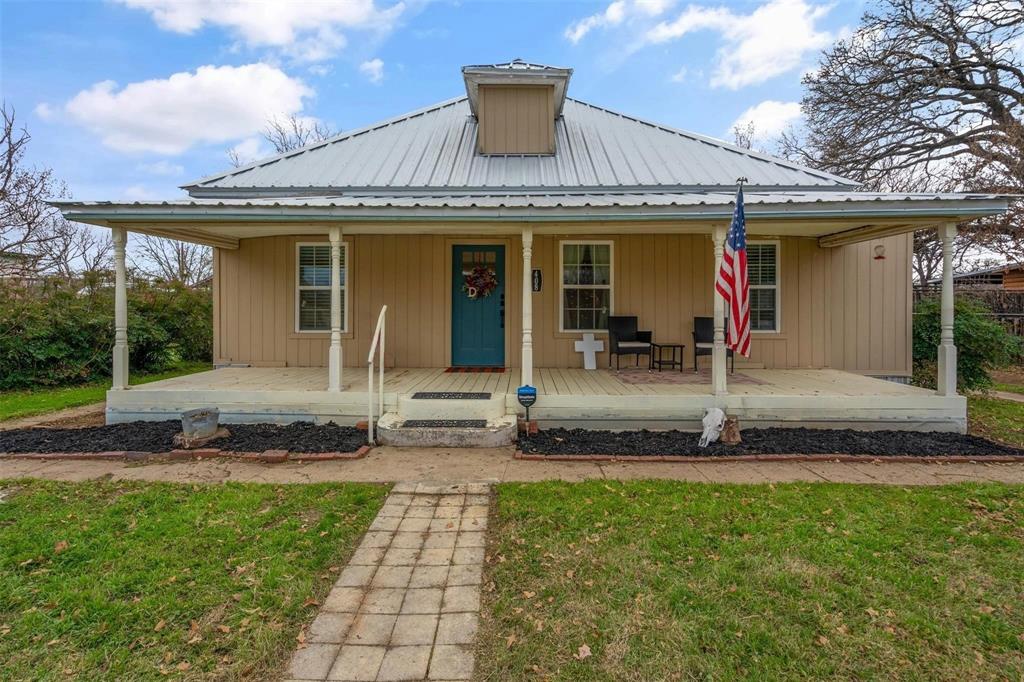 408 E Housley Street Property Photo