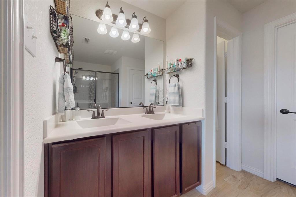 8457 Sweet Flag Lane Property Photo 11