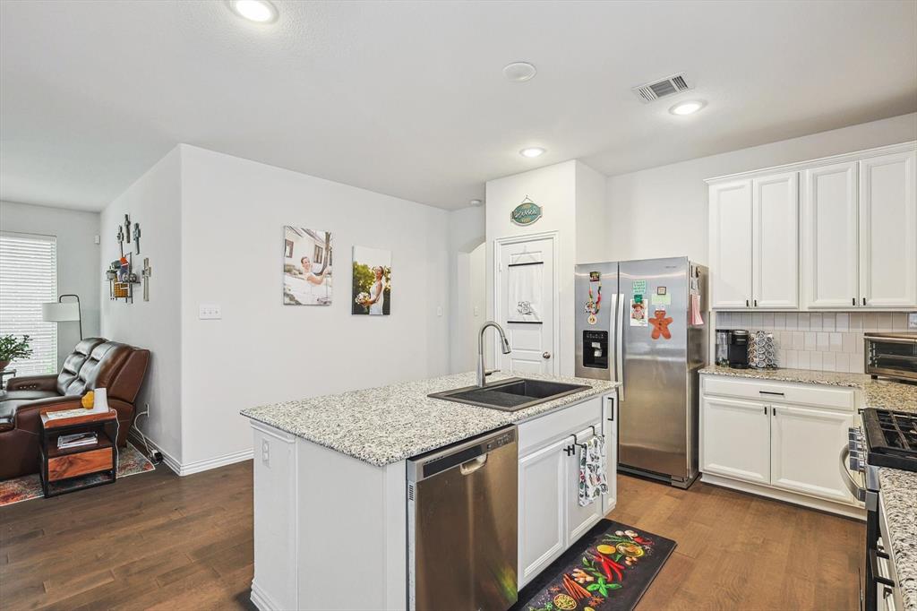 2133 Miramar Drive Property Photo 16