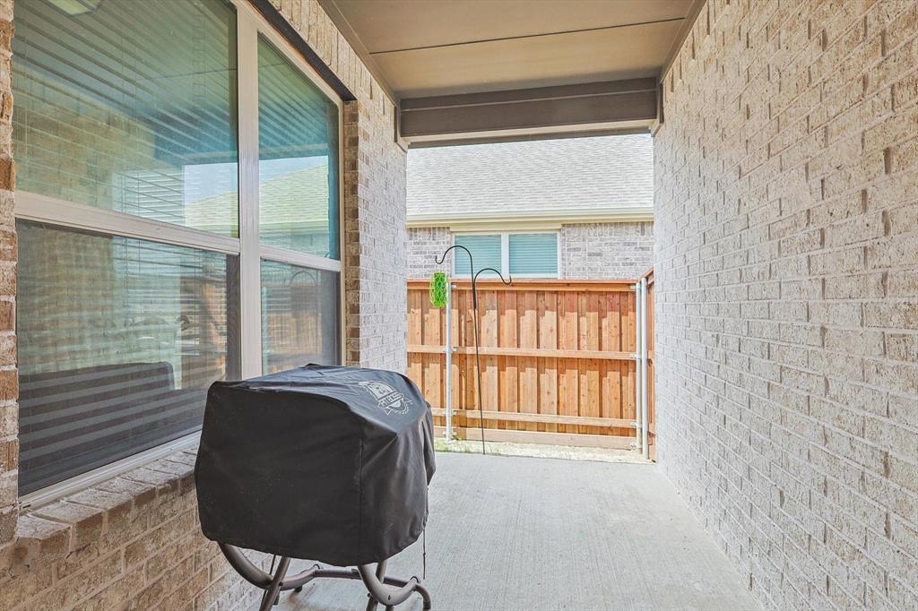 2133 Miramar Drive Property Photo 28