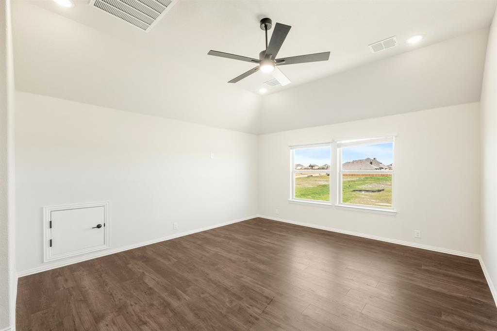 19 Osprey Street Property Photo 30