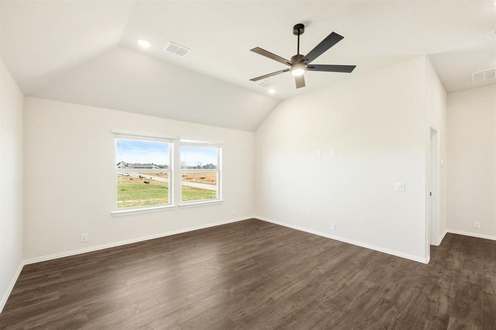 19 Osprey Street Property Photo 31