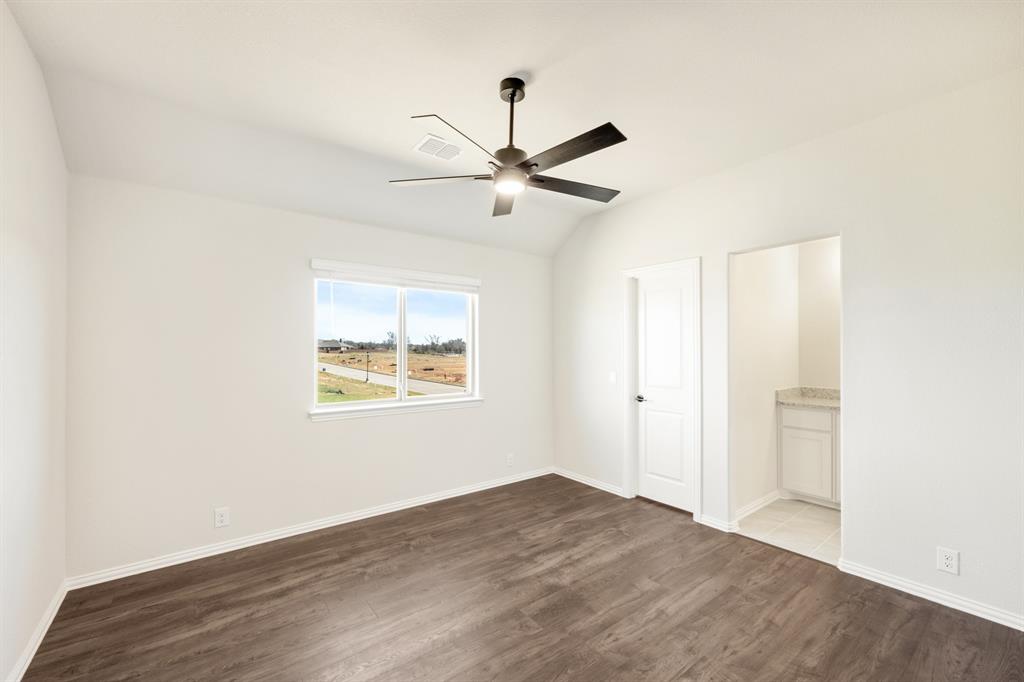 19 Osprey Street Property Photo 33