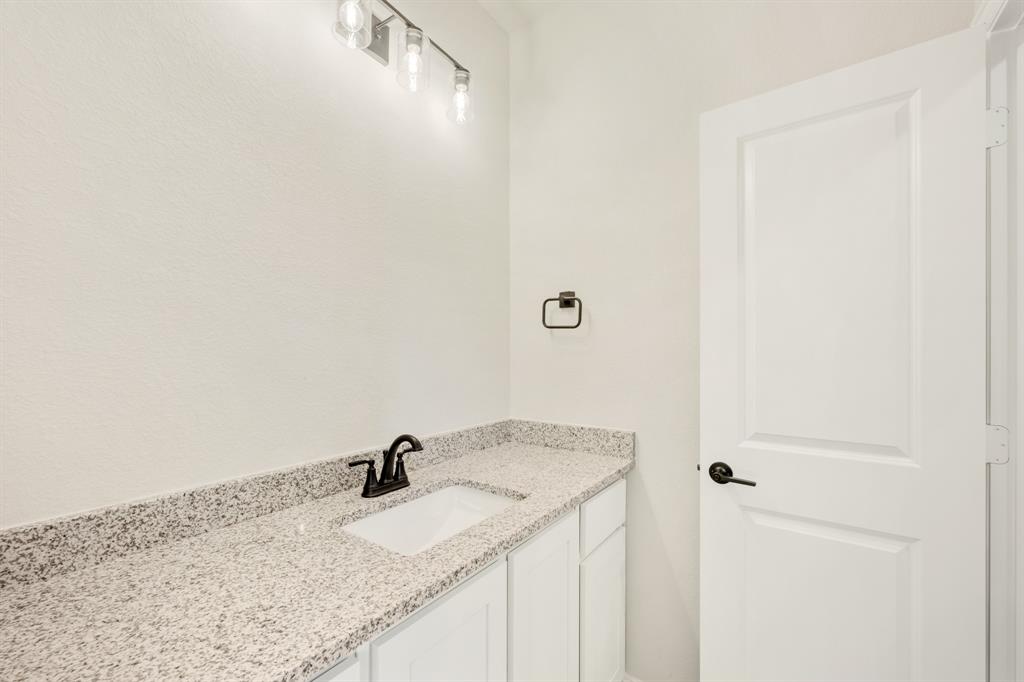 19 Osprey Street Property Photo 35