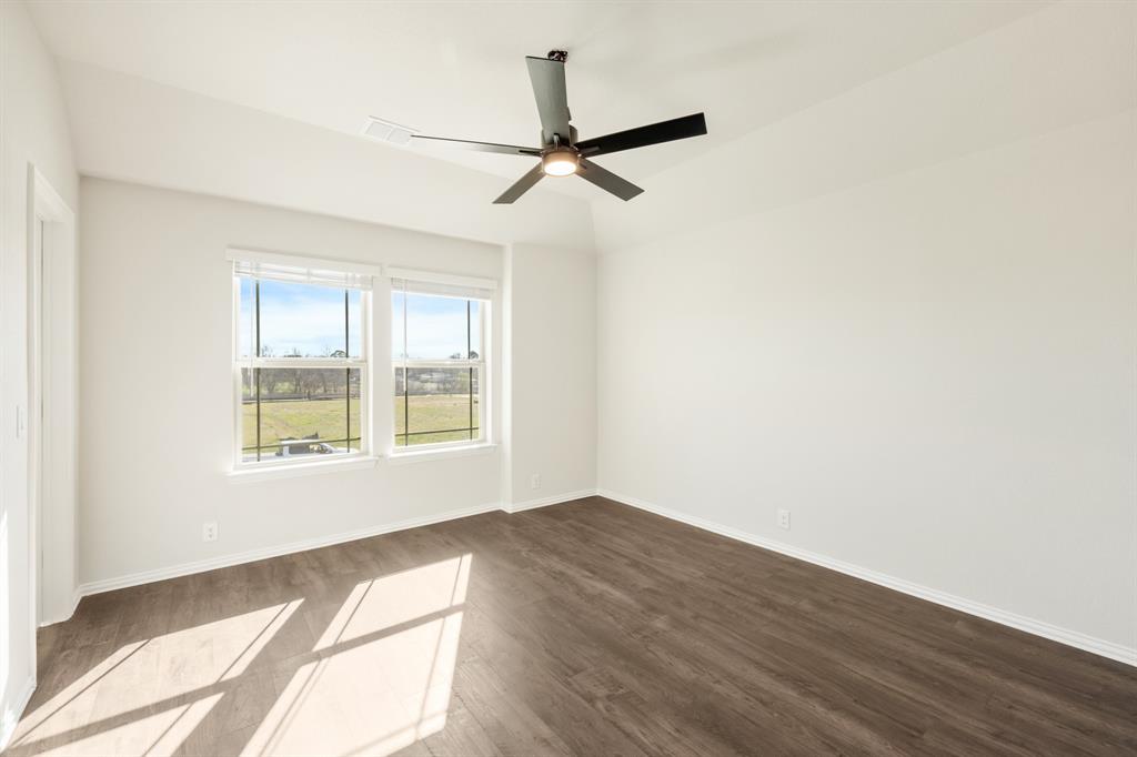 19 Osprey Street Property Photo 36