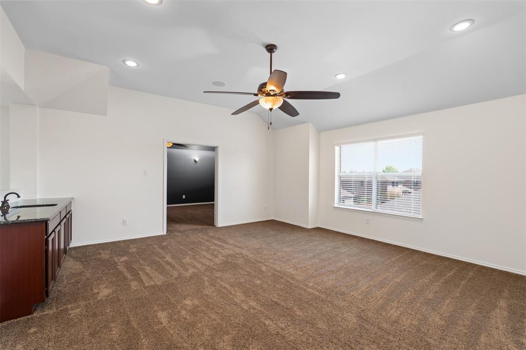 605 Gene Autry Lane Property Photo 16