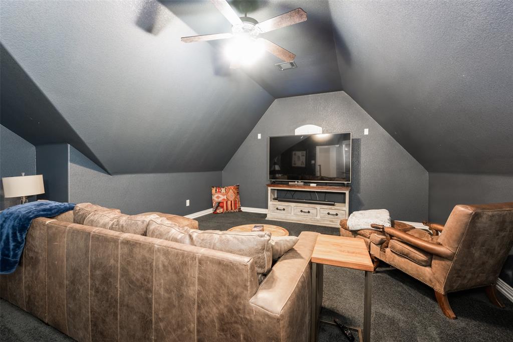 3 Jamie Court Property Photo 17