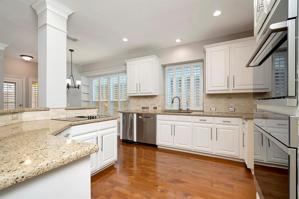 2429 Folkstone Way Property Photo 2