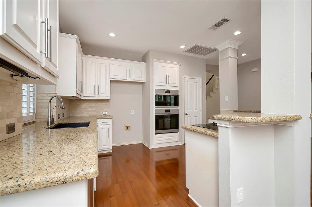 2429 Folkstone Way Property Photo 7