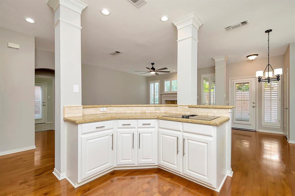2429 Folkstone Way Property Photo 8
