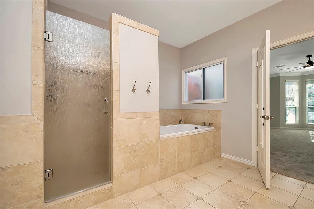 2429 Folkstone Way Property Photo 14