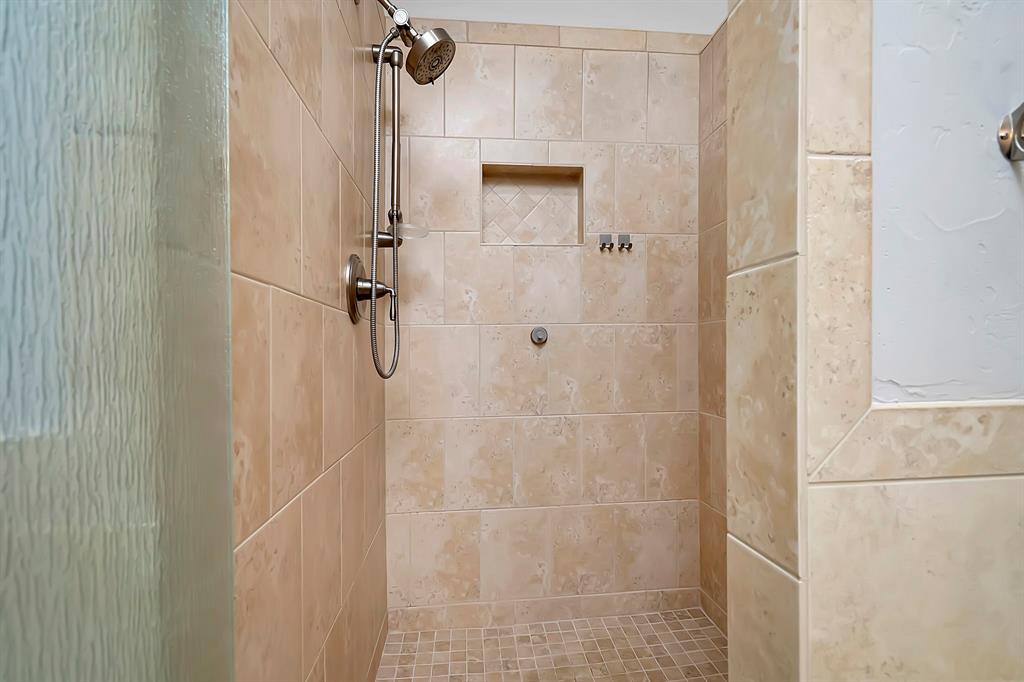 2429 Folkstone Way Property Photo 15