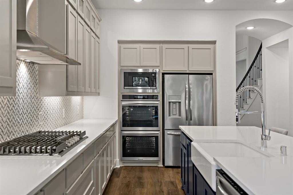 9525 Sunset Lane Property Photo 10