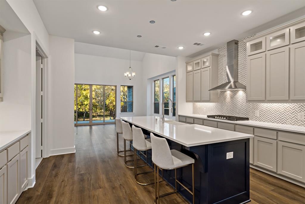 9525 Sunset Lane Property Photo 13