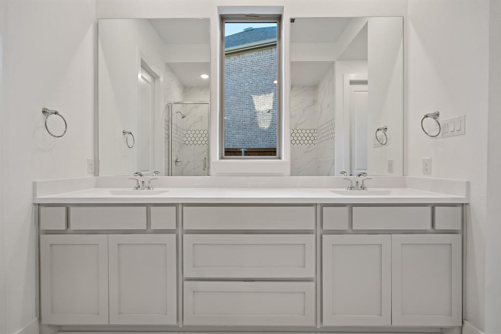 9525 Sunset Lane Property Photo 14