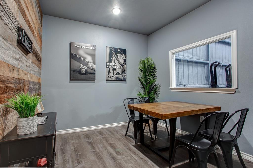 2420 Bob White Drive Property Photo 32