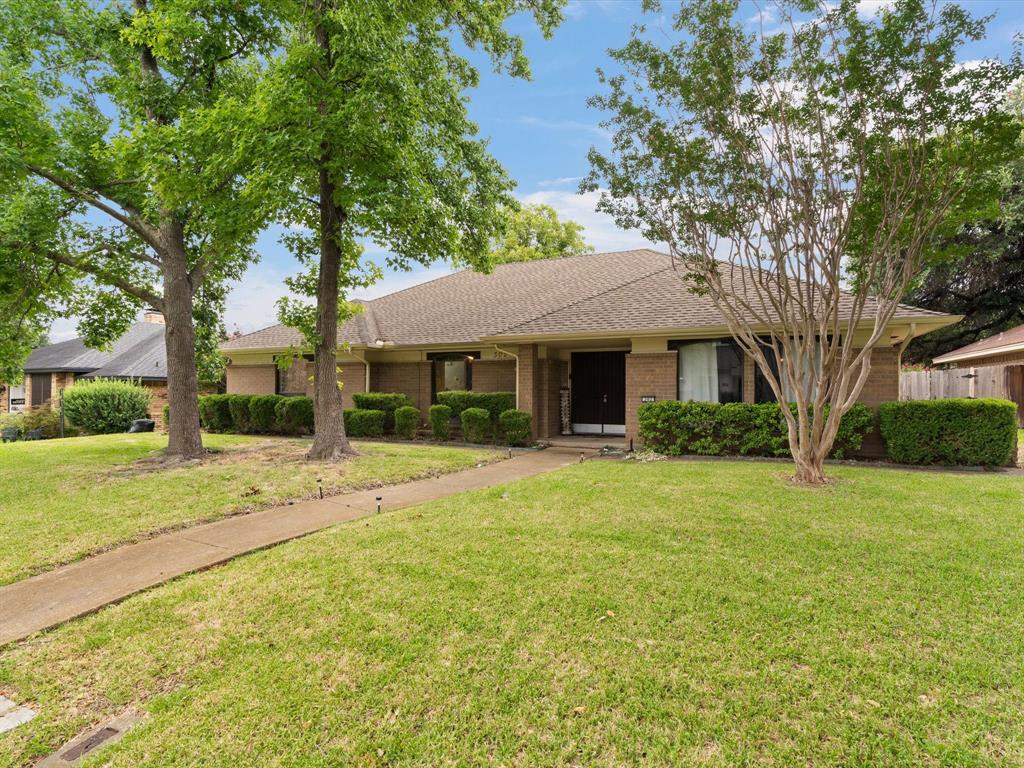 302 Cardinal Creek Drive Property Photo