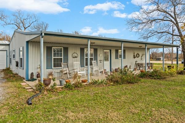 4861 E Highway 199 Property Photo 11
