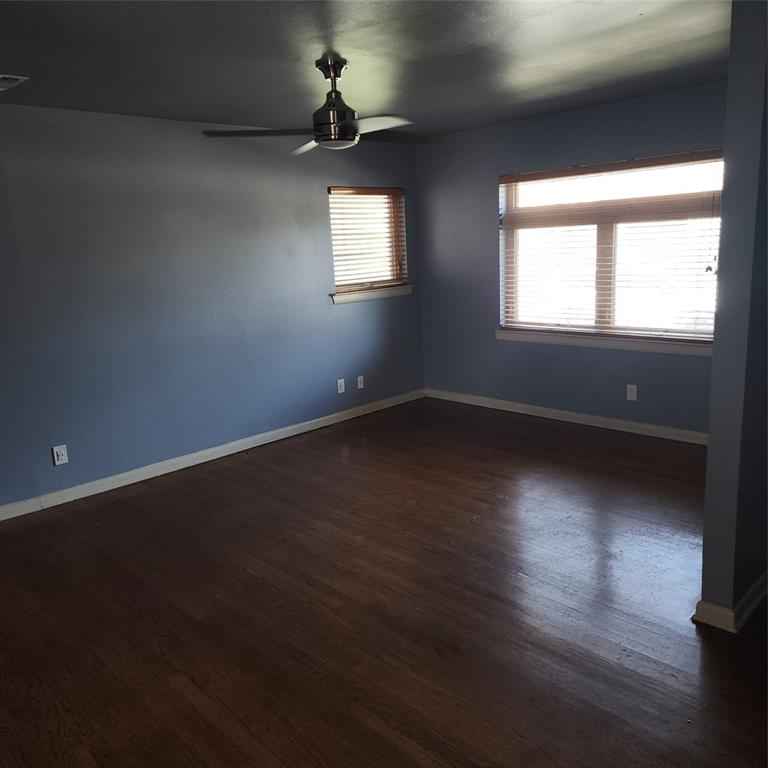 1807 Oak Tree Lane Property Photo 5