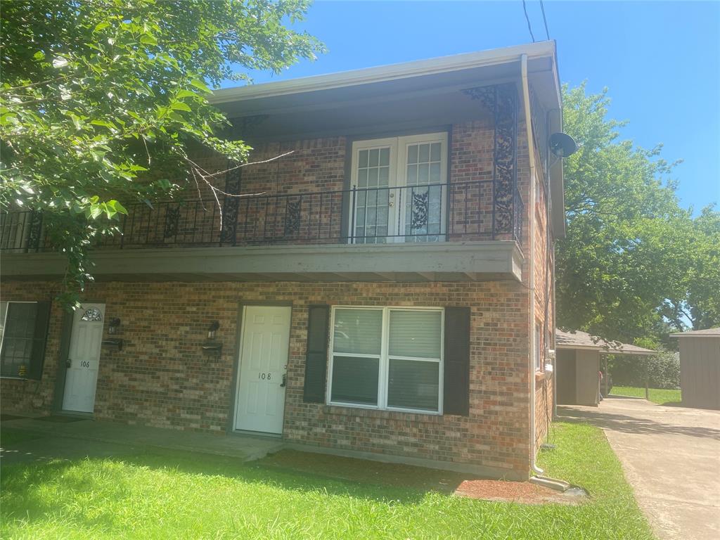 108 W Fairview Street Property Photo 1