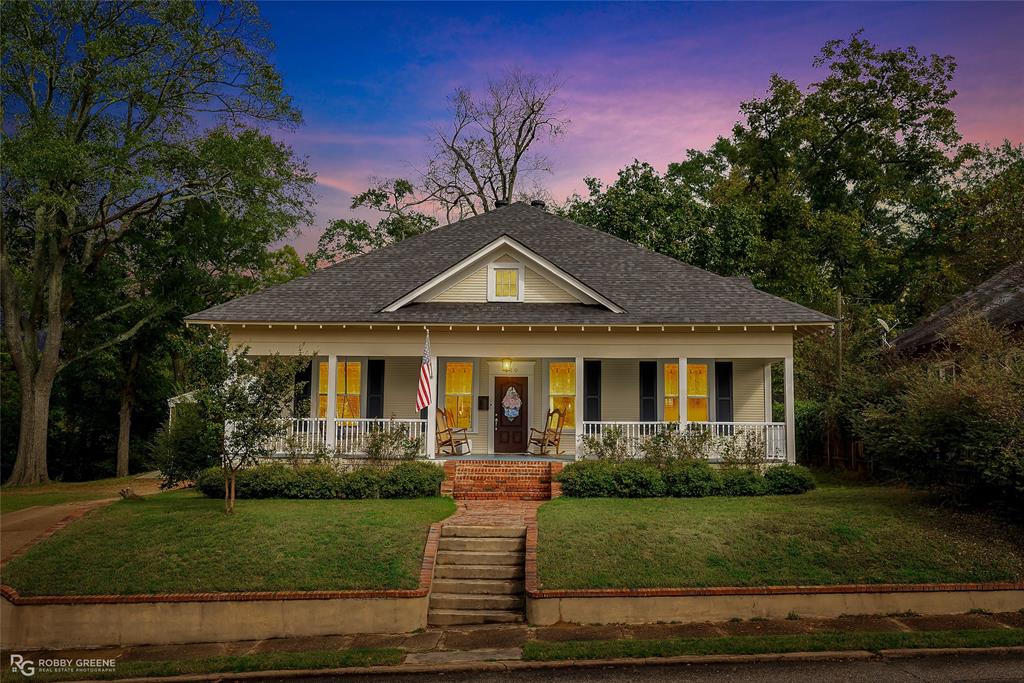210 Pearl Street Property Photo 1