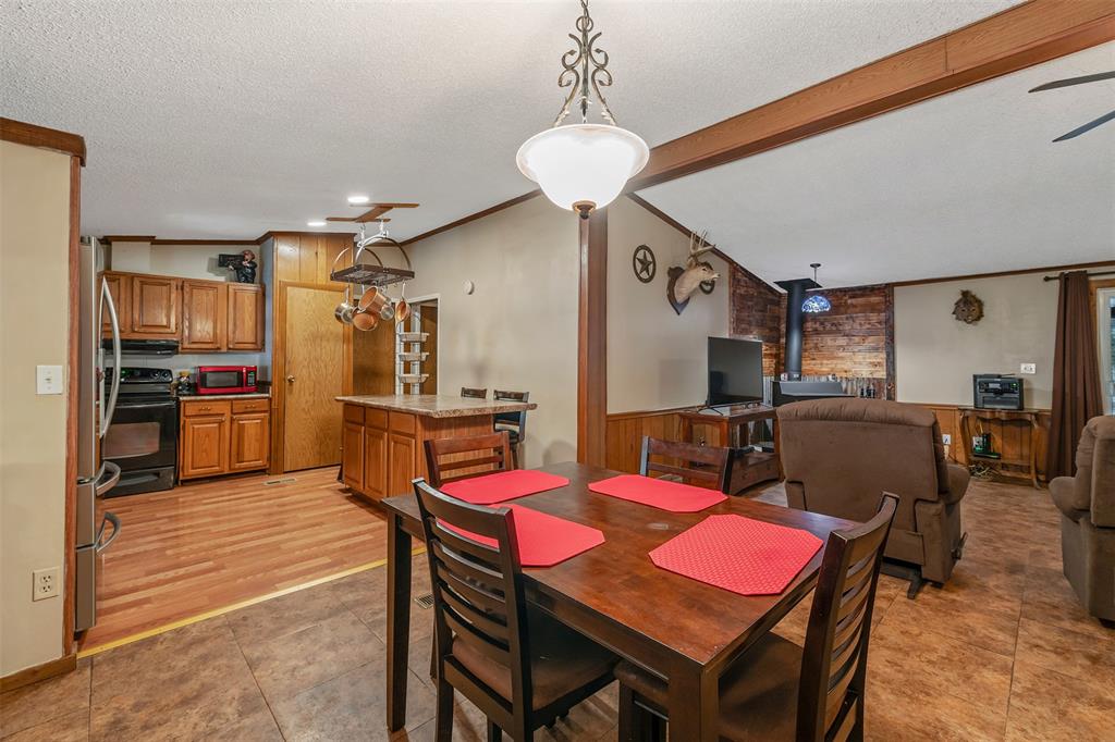 20501 Shore Breeze Drive Property Photo 8