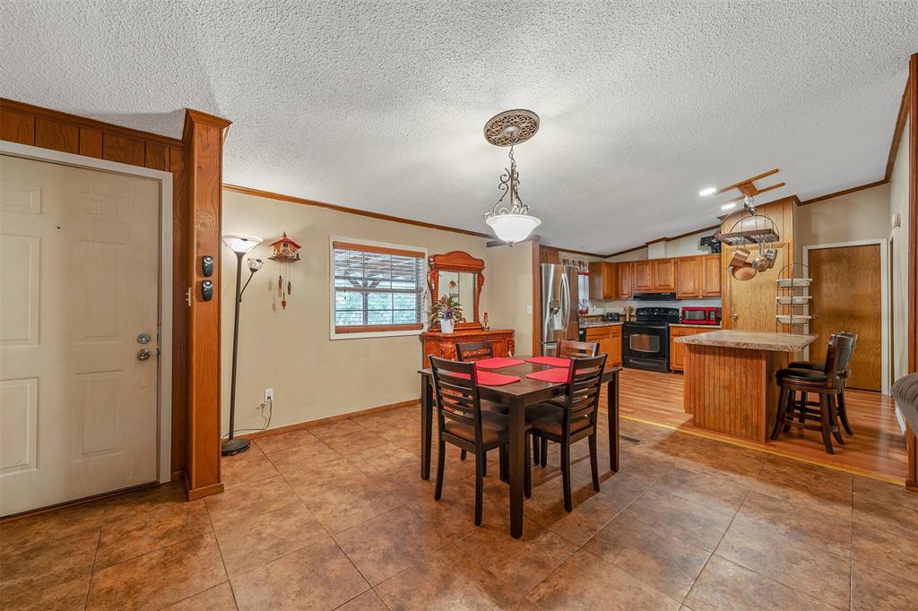 20501 Shore Breeze Drive Property Photo 9