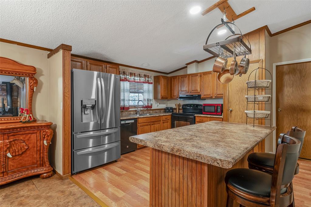 20501 Shore Breeze Drive Property Photo 10